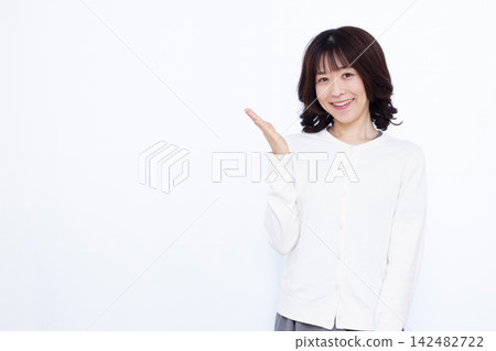 女人介紹 142482722