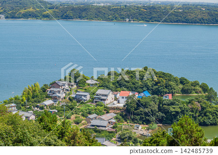從靜岡縣濱松市三日市眺望鎮風光和奧濱湖景色 從靜岡縣濱松市三日市眺望鎮風光和奧濱湖景色 142485739