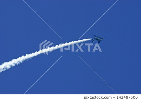 Blue Impulse 翱翔於藍天 142487500