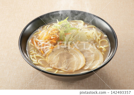 Steaming hot Tonkotsu Soy Sauce Ramen with plenty of vegetables Steaming hot Tonkotsu Soy Sauce Ramen with plenty of vegetables 142493357