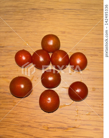 迷你番茄字母 Ho 迷你番茄字母 Ho 142495336