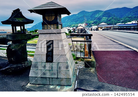 東海道五十三站:由井宿、由井川橋燈 東海道五十三站:由井宿、由井川橋燈 142495554