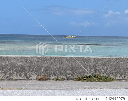 Blue Sea Blue Sea 142496079