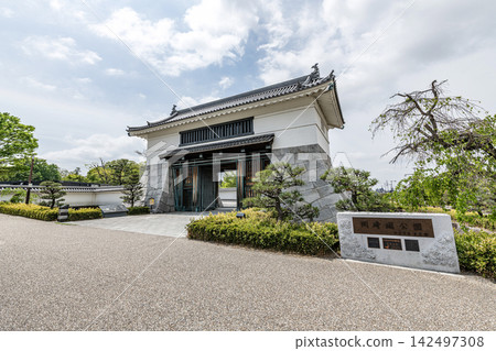愛知縣岡崎市岡崎城公園大手門 愛知縣岡崎市岡崎城公園大手門 142497308