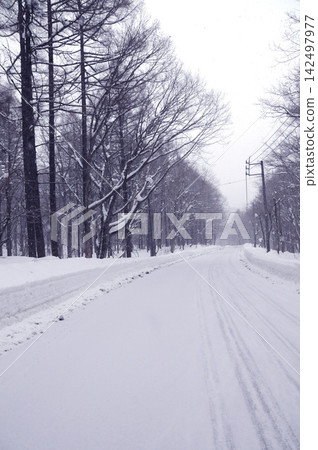 雪道 雪道 142497977