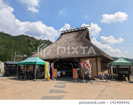 兵庫縣朝須市路邊站 兵庫縣朝須市路邊站 142499442