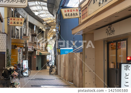 Sanno Market Dori Shopping Street (Nishinari Ward, Osaka City) 142500380