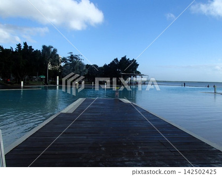 潟湖泳池 潟湖泳池 142502425