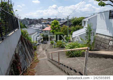 宮山平是一座階梯之城。 宮山平是一座階梯之城。 142503895