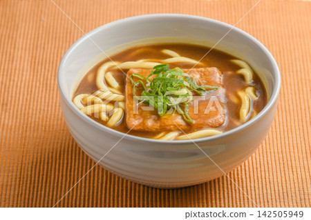Kitsune Curry Udon Kitsune Curry Udon 142505949
