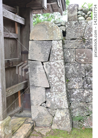 Fukue Island in the Goto Islands: "Samurai Residence Street" that retains the atmosphere of a castle town. Fukue Island in the Goto Islands: "Samurai Residence Street" that retains the atmosphere of a castle town. 142507754