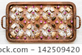 quail eggs with rose petals 142509420