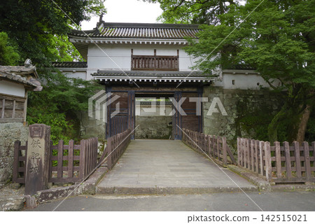 宮崎縣日南市有尾城正門。 宮崎縣日南市有尾城正門。 142515021