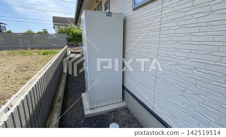 家中安裝環保熱水器 家中安裝環保熱水器 142519514