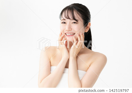 年輕女性的美麗形象 年輕女性的美麗形象 142519797