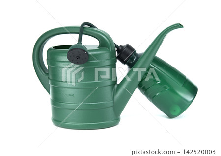 Green plastic watering can with a detachable rose for gentle plant hydration Green plastic watering can with a detachable rose for gentle plant hydration 142520003