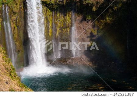 [Waterfall Material] Autumn Otodome Falls, Fujinomiya City, Yamanashi Prefecture [Shizuoka Prefecture] 142521397