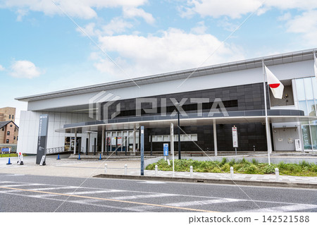 Okazaki City Library and Exchange Plaza "Libura" in Okazaki City, Aichi Prefecture Okazaki City Library and Exchange Plaza "Libura" in Okazaki City, Aichi Prefecture 142521588