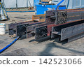 H-beams delivered to the construction site 142523066