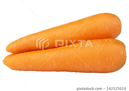 carrot isolated on white background 142525019
