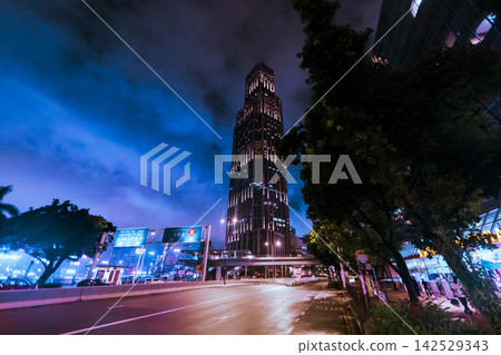 Hong Kong city at night Hong Kong city at night 142529343