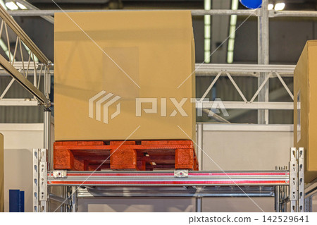Box at Pallet Warehouse Box at Pallet Warehouse 142529641