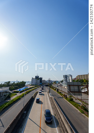 Cars driving on the Shin-Tomei Expressway Cars driving on the Shin-Tomei Expressway 142530774