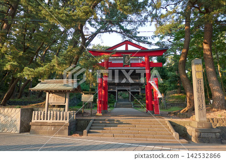 Shimohie Shrine: Sanno Torii Gate and Zuishinmon Gate, Shrine Name Marker 142532866