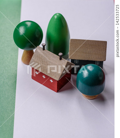 Real estate, conceptual background on the Italian flag, buying, renting and business. Real estate Real estate, conceptual background on the Italian flag, buying, renting and business. Real estate 142533725