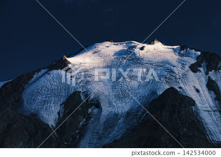 Tien Shan mountain's seasonal panoramic view at dramatic scenery Tien Shan mountain's seasonal panoramic view at dramatic scenery 142534000
