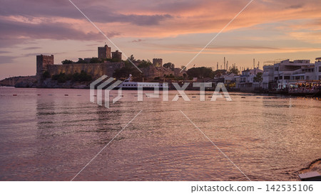 Bodrum ,Turkey- May 27 2026: Bodrum Castle (Turkish: Bodrum Kalesi) is a historical fortification located in southwest Turkey in the port city of Bodrum, Sunset shot Bodrum ,Turkey- May 27 2026: Bodrum Castle (Turkish: Bodrum Kalesi) is a historical fortification located in southwest Turkey in the port city of Bodrum, Sunset shot 142535106