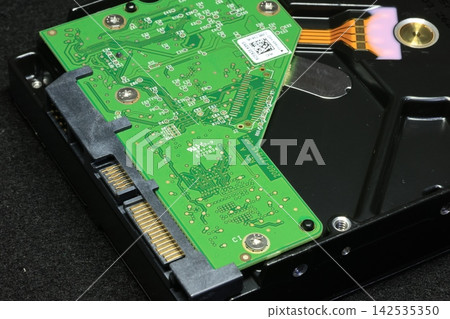 Hard disk drive circuit board Hard disk drive circuit board 142535350