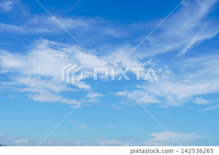 藍天和雲彩 藍天和雲彩 142536265