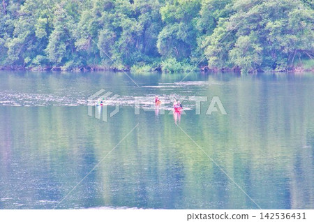 Canoeing down the river 142536431