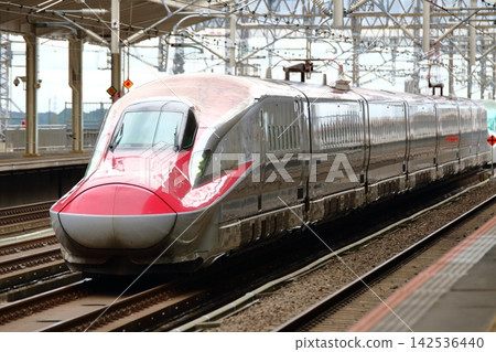 E6 Akita Shinkansen E6 Akita Shinkansen 142536440