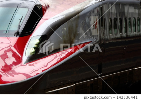 E6 Akita Shinkansen E6 Akita Shinkansen 142536441