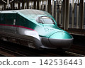 E5 Tohoku Shinkansen Hayabusa 142536443