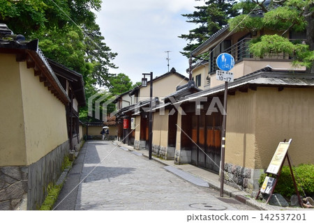 Streetscape around the Nagamachi Samurai District in Kanazawa City Streetscape around the Nagamachi Samurai District in Kanazawa City 142537201