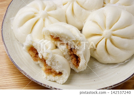 美味的豬肉包子 142537240