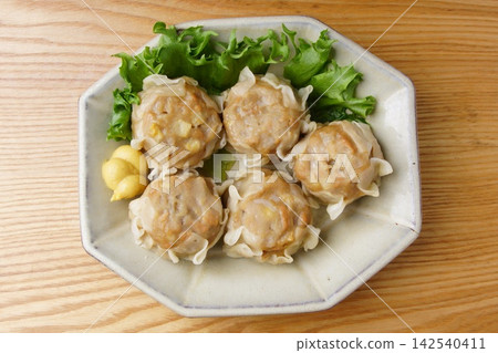 Large meat shumai Large meat shumai 142540411