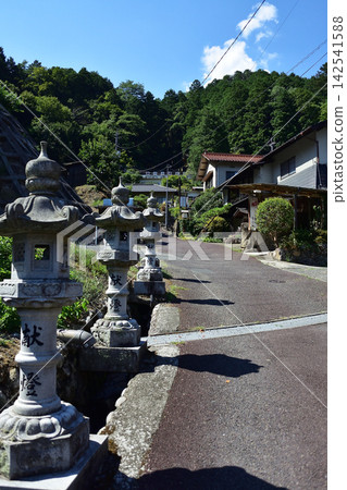 Yunoyama Onsenkan and Yunoyama Shrine, Yuki-cho, Saeki-ku, Hiroshima City, Hiroshima Prefecture Yunoyama Onsenkan and Yunoyama Shrine, Yuki-cho, Saeki-ku, Hiroshima City, Hiroshima Prefecture 142541588