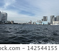 The cityscape of Toyosu and Tokyo Skytree as seen from Tokyo Bay 142544155