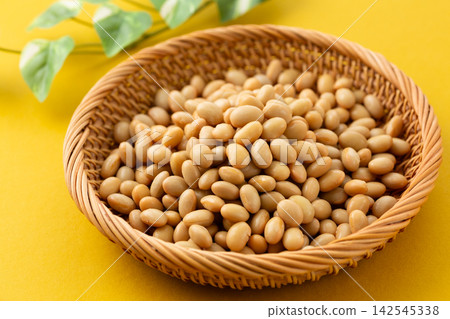 蒸大豆 蒸大豆 142545338