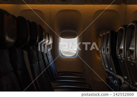 飛機 飛機艙內 座位 142552000