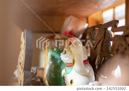 招財貓 陶瓷 陶瓷的 142552002