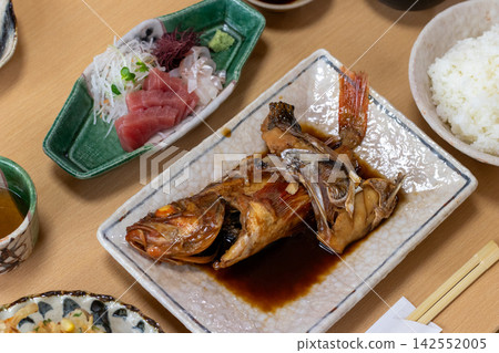 水煮魚 生魚片 刺身 142552005