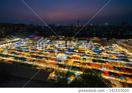 泰國夜市:拉差達夜市 泰國夜市:拉差達夜市 142553020