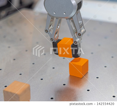 Robotic Arm Picking Cube Robotic Arm Picking Cube 142554420