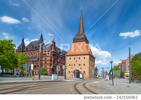 Stone gate (Steintor) in Rostock, Germany Stone gate (Steintor) in Rostock, Germany 142556062