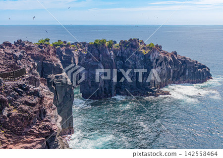 從城崎海岸(角掛)欣賞到的壯麗景色 從城崎海岸(角掛)欣賞到的壯麗景色 142558464